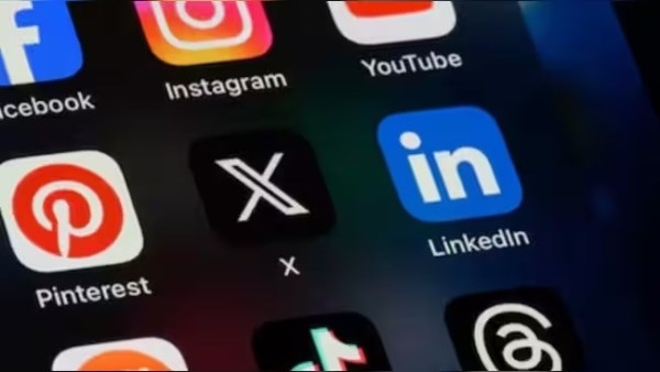 سنغافورة تشدد قواعد مكافحة الاحتيال على منصات التواصل والمراسلة