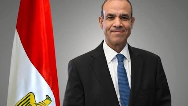 وزير الخارجية يستقبل وزير المالية ويعقدان لقاء مع السفراء المنقولين للخارج