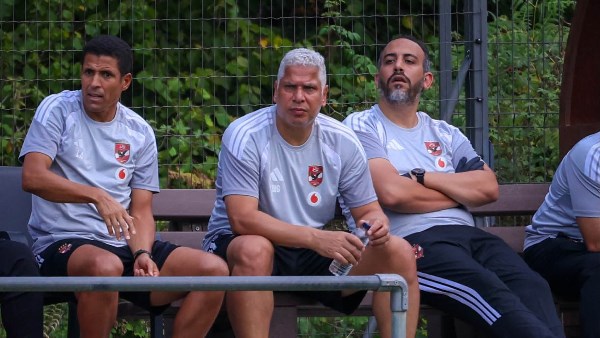 وائل جمعة يظهر “العين الحمرا” لنجوم الأهلي.. ما السبب؟
