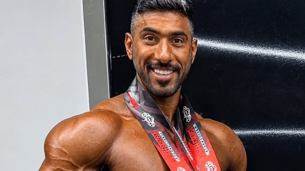 لن أقبل بالمركز الثاني.. عبد الرحمن عبد الله: هدفي لقب بطل العالم في كمال الأجسام