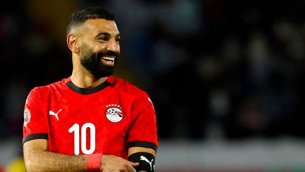 أتعاب وتعويض ومصروفات| ماذا طلب المحامي من محمد صلاح أمام القضاء؟.. مستند