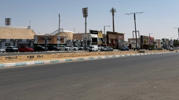 طقس السويس اليوم.. 39 درجة وهدوء بالشوارع بسبب الحرارة