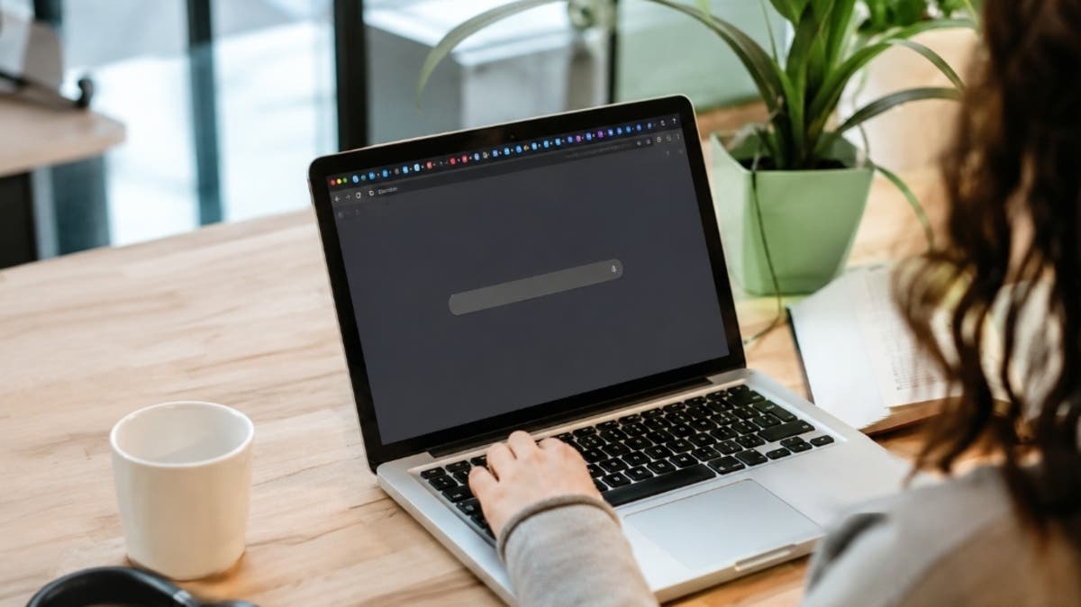 هل كثرة التبويبات المفتوحة تبطئ المتصفح؟ إليك الحقيقة