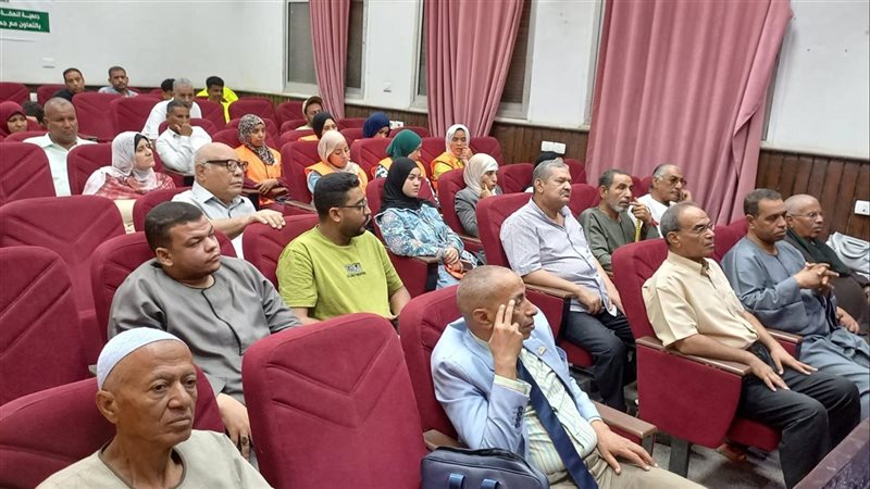 محافظ قنا: انطلاق مبادرة “النهضة بقوص خضراء نظيفة” لتعزيز الوعي البيئي