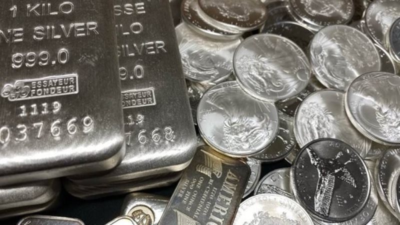 استقرار سعر الجنيه الفضة عند 832 جنيها في تعاملات اليوم الجمعة بالصاغة