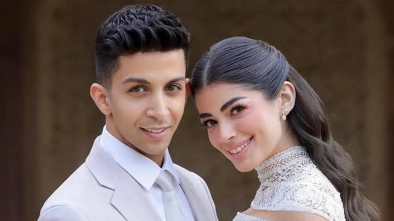 ليلى أحمد زاهر وهشام جمال يستقبلان مولودتهما الأولى “أيلا”