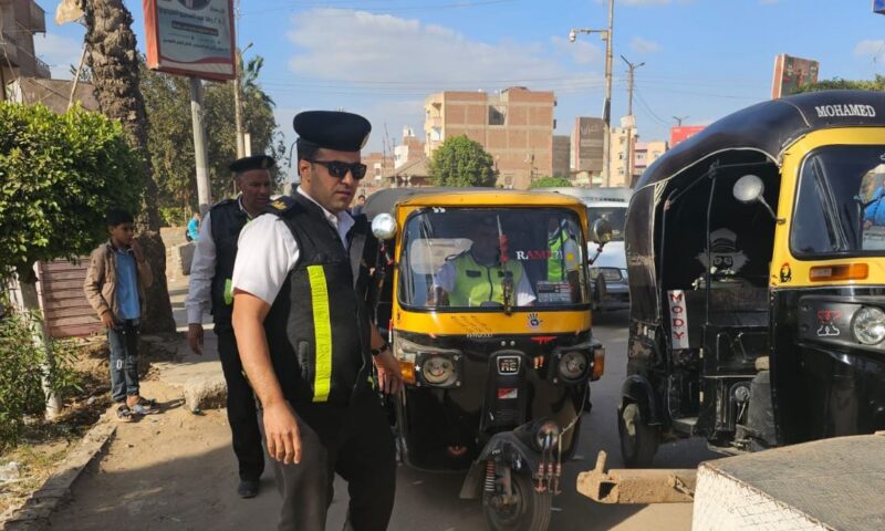 بقيمة 89 ألفًا و320 جنيهًا.. تحرير 216 مخالفة في حملات مرورية مكبرة بشوارع الغربية