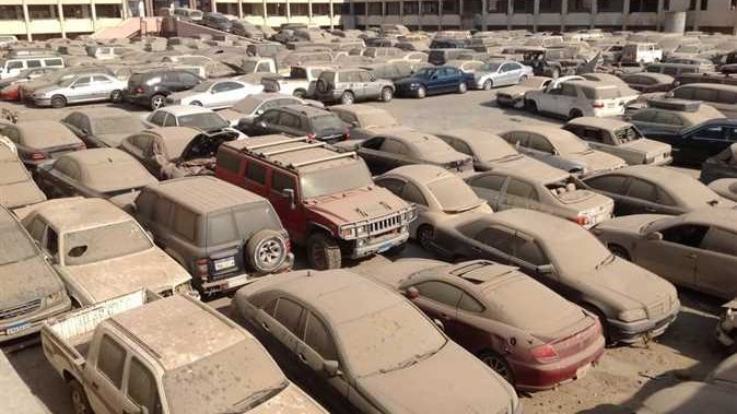 الجمارك تبيع 7 لوطات سيارات وبضائع بـ7.17 مليون جنيه