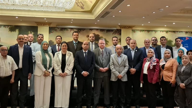 الطفولة والأمومة: حماية الطفل تبدأ بتمكين أسرته وضمان حقه في التعليم