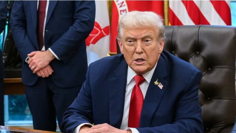 ترامب يعلن إبرام “أكبر صفقة نفط في تاريخ العالم” مع فنزويلا