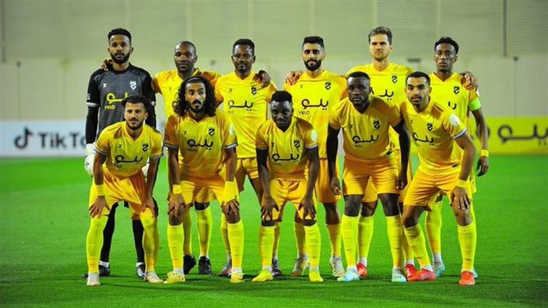 التشكيل الرسمي لمباراة الحزم ضد الشباب في الدوري السعودي