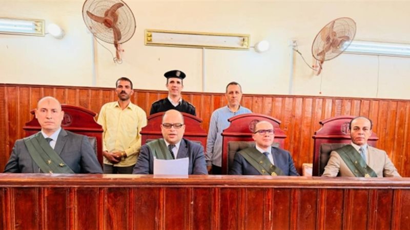 حبسوها أسبوع ومنعوا عنها الطعام والشراب، تفاصيل الحكم على متهمين بقتل شقيقتهما خنقًا بالمنيا