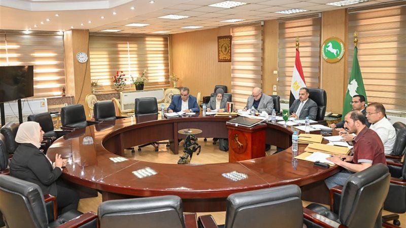 محافظ الشرقية يترأس لجان شغل وظائف قيادية بالديوان العام