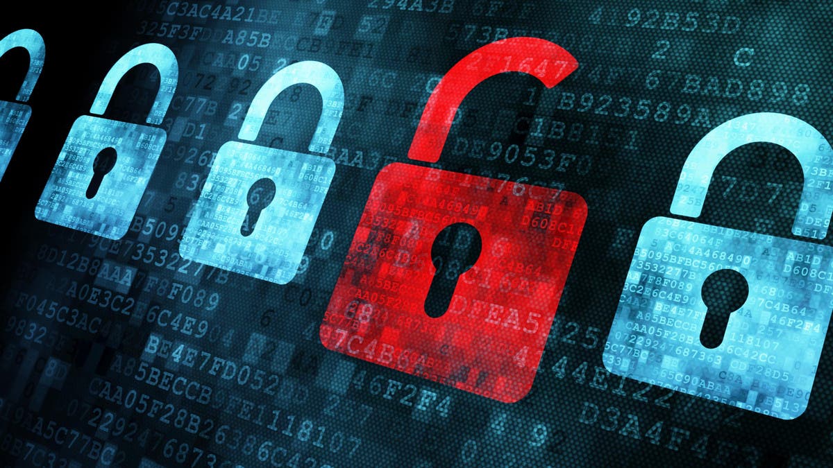 اختراق يسرّب بيانات  100 ألف فرد من شرطة بريطانيا إلى الشبكة المظلمة