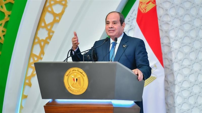 السيسي يشهد حفل المولد النبوي ويكرم العلماء والمتميزين