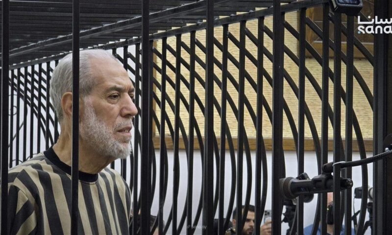 مشهد لمفتي سوريا السابق مرتبكا.. وفقرة في الحكم تمنع العفو عنه