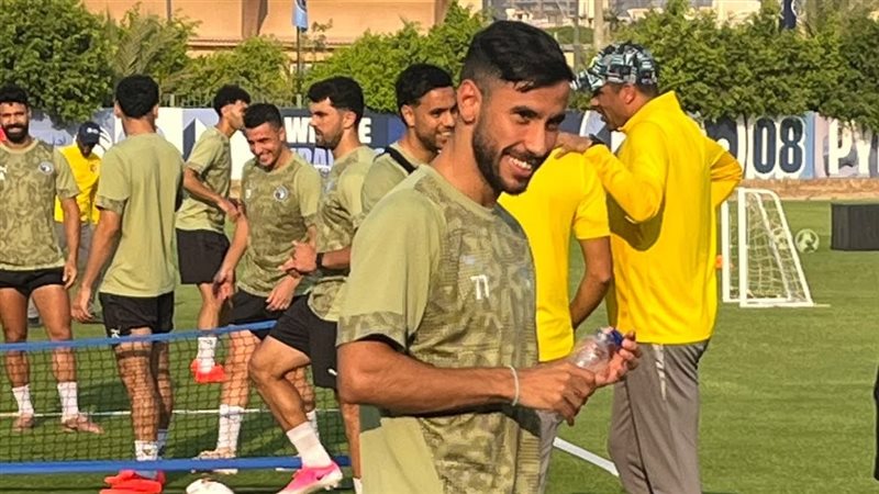 بعد إخلاء سبيله، ناصر ماهر يظهر في مران بيراميدز