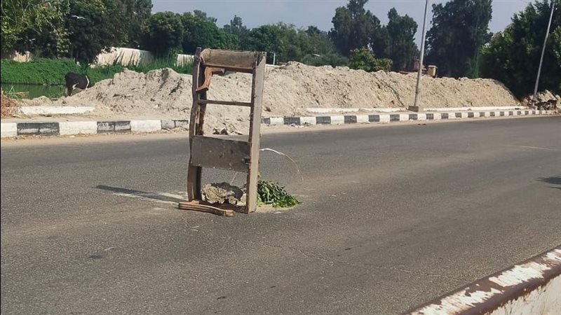 إصلاح هبوطين أرضيين بطريقي “أم كلثوم” و”طنطا” بالإسماعيلية