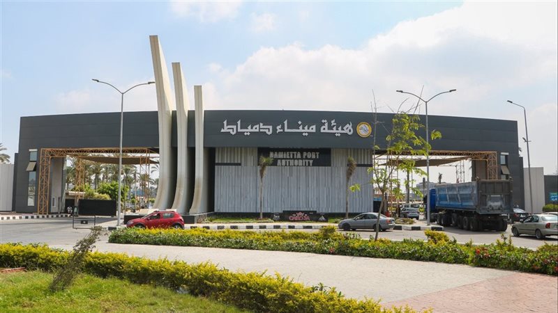 تداول 26 سفينة و4444 شاحنة داخل ميناء دمياط خلال 24 ساعة