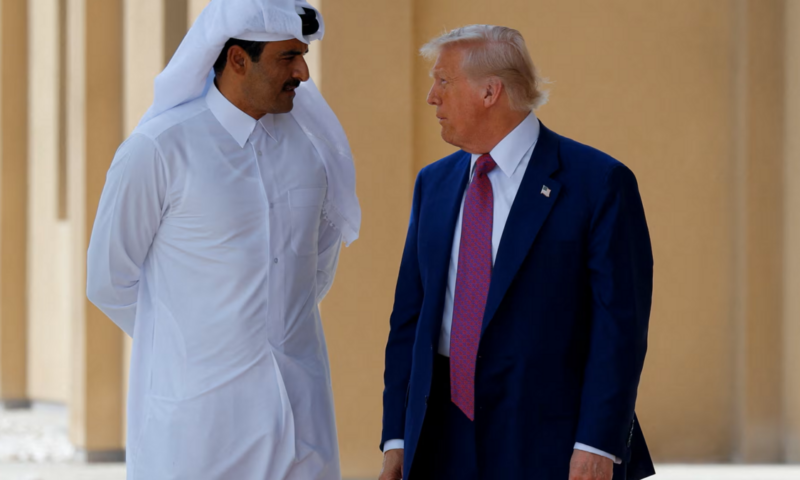 أمير قطر والرئيس الأميركي يبحثان خفض التصعيد بين واشنطن وطهران