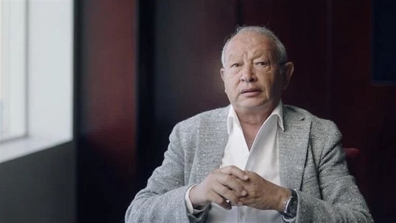 بعد قيامه بأول رحلة تجريبية للساحل الشمالي، ساويرس يكشف أهمية التاكسي الطائر