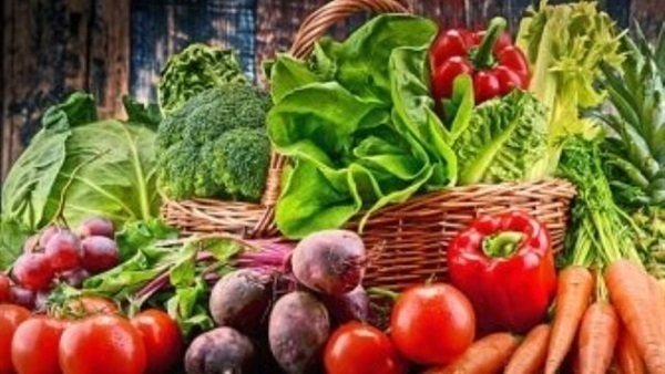 أسعار الخضار اليوم الثلاثاء.. الطماطم تسجل 10 جنيهات والبطاطس تصل لـ 20