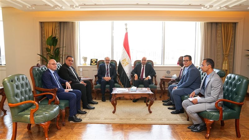تحرك جديد من العمل والتأمين الصحي لحماية العمالة غير المنتظمة