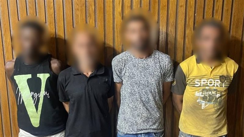 «الخردة» تشعل مشاجرة بجوار مزلقان في الإسكندرية