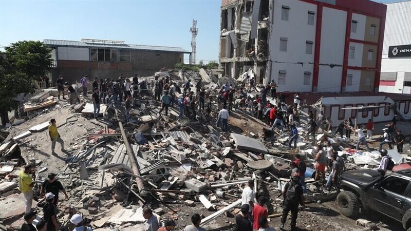 ارتفاع حصيلة ضحايا زلزال كولومبيا إلى 241 قتيلا