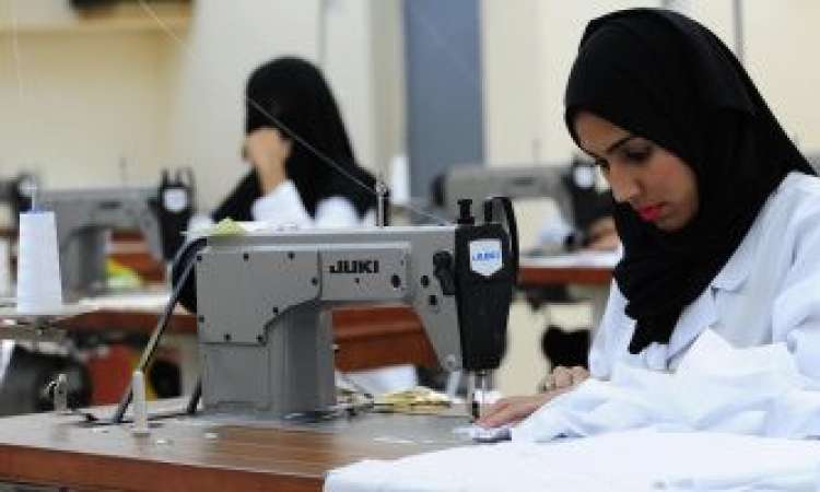 رعاية الأطفال .. خريطة امتيازات المرأة العاملة في قانون العمل الجديد