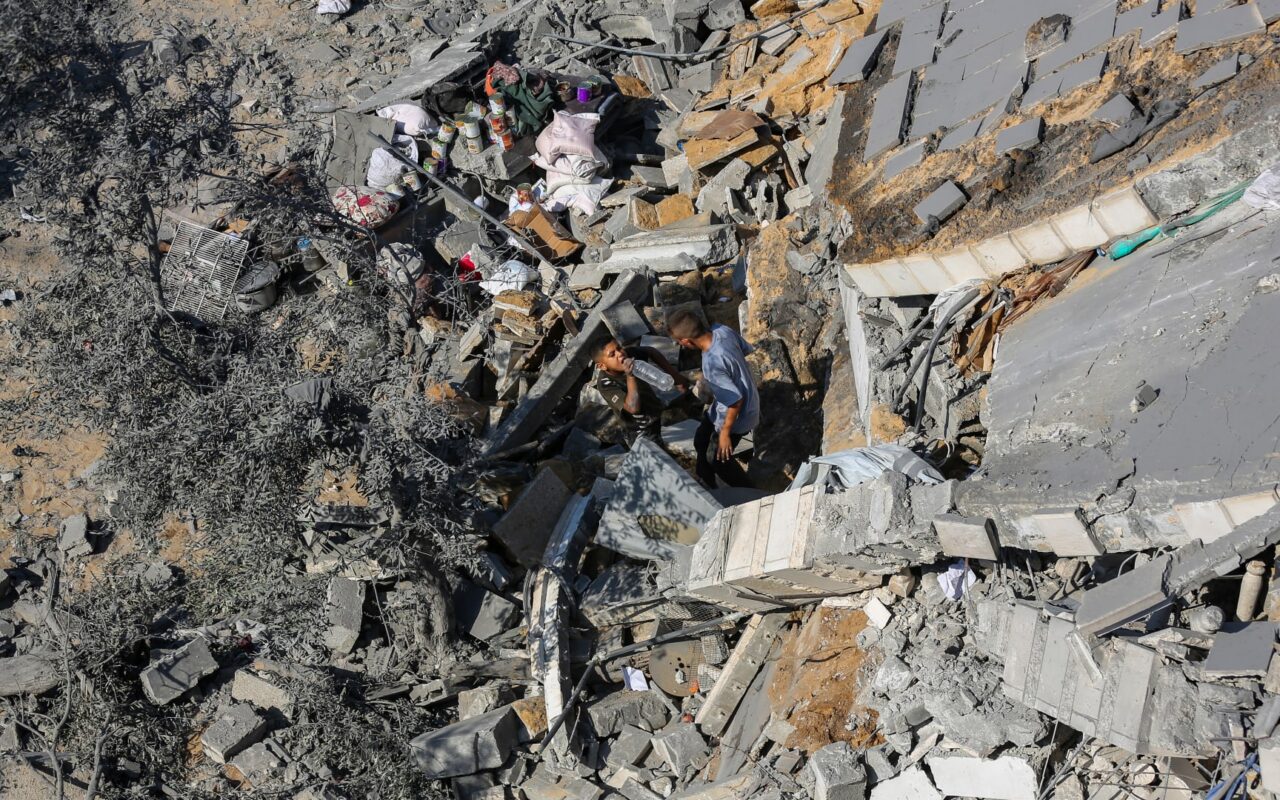 الصحة الفلسطينية: ضربات إسرائيلية على مستشفى بغزة تدمر مستلزمات طبية حيوية