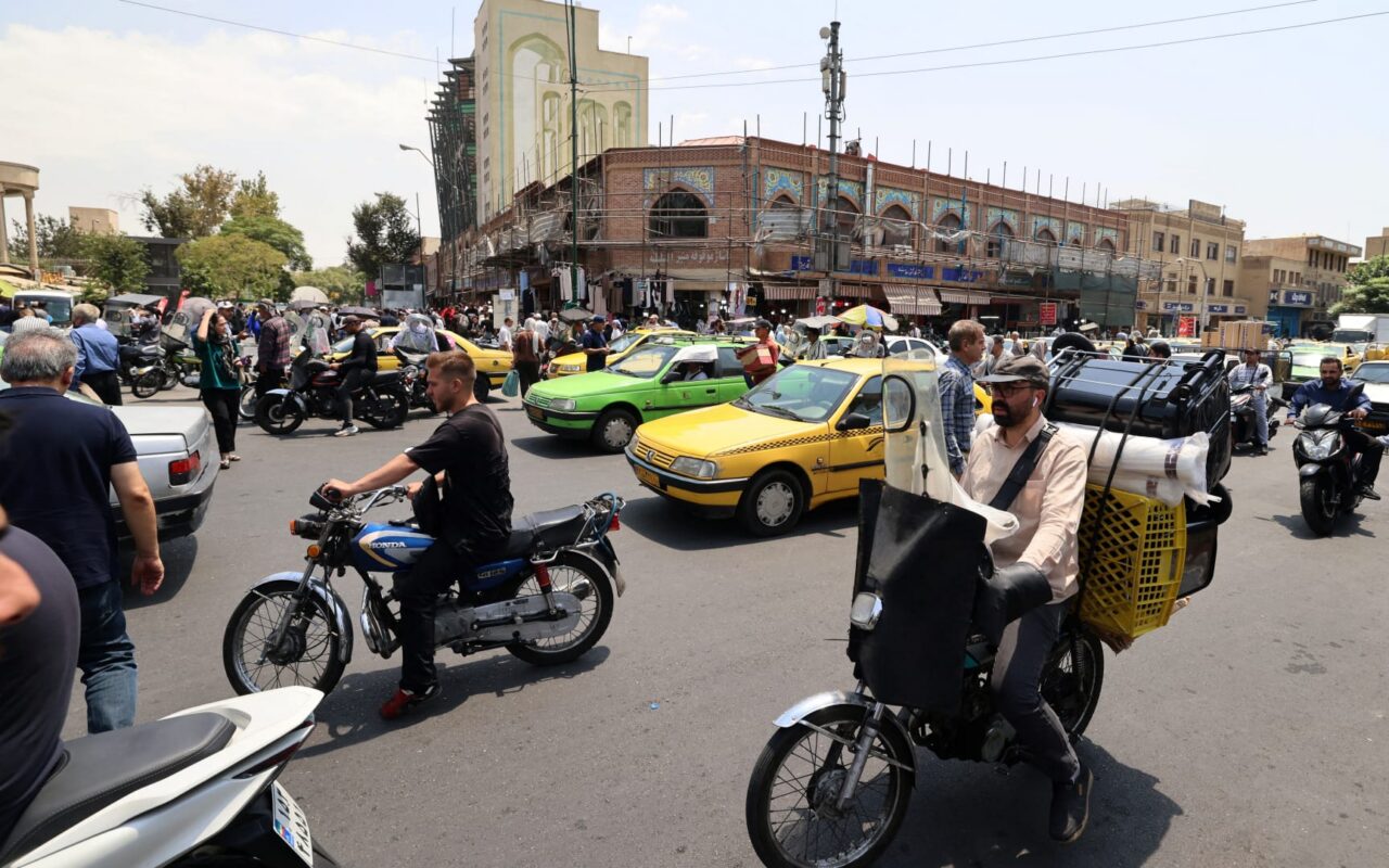 يوم آخر بدون أي ضربات متبادلة بين أمريكا وإيران الأحد