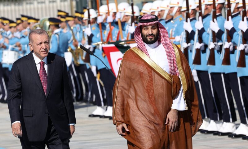 في اتصال مع محمد بن سلمان.. أردوغان يعلق على هجمات الحوثيين ضد السفن السعودية