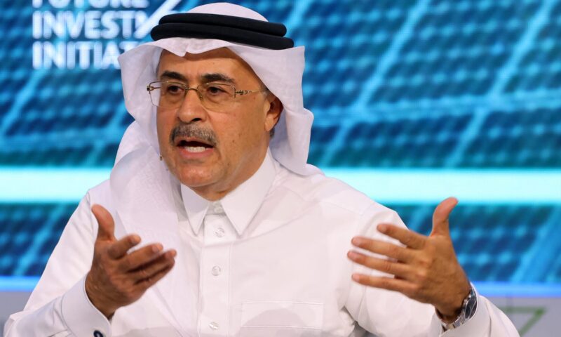 رئيس أرامكو يكشف كمية النفط الخام التي فقدها العالم بسبب حرب إيران