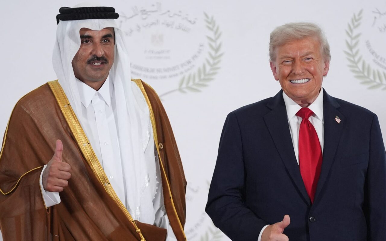 اتصال هاتفي بين ترامب وأمير قطر وسط “تقدم” في مفاوضات إيران