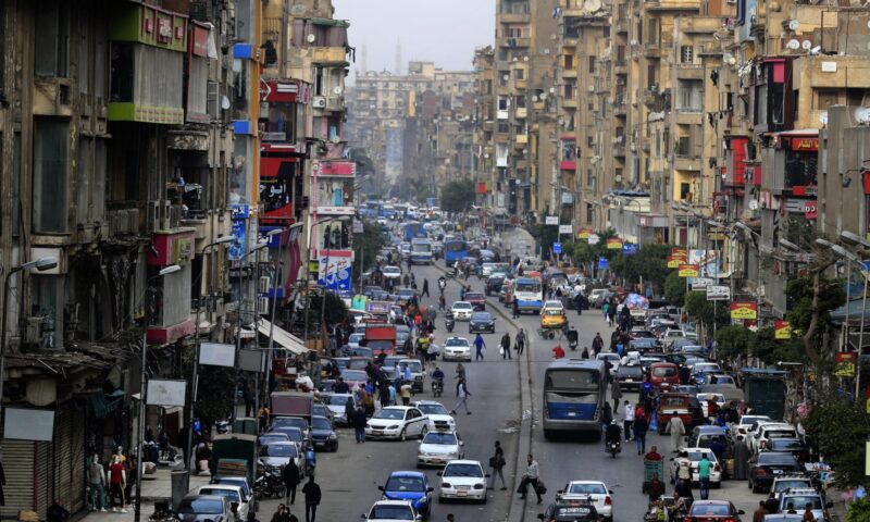 لماذا حذرت هواتف أندرويد مستخدميها وصمت آيفون خلال زلزال مصر؟