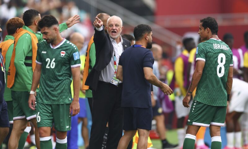 تطور جديد بشأن مستقبل غراهام أرنولد مع منتخب العراق