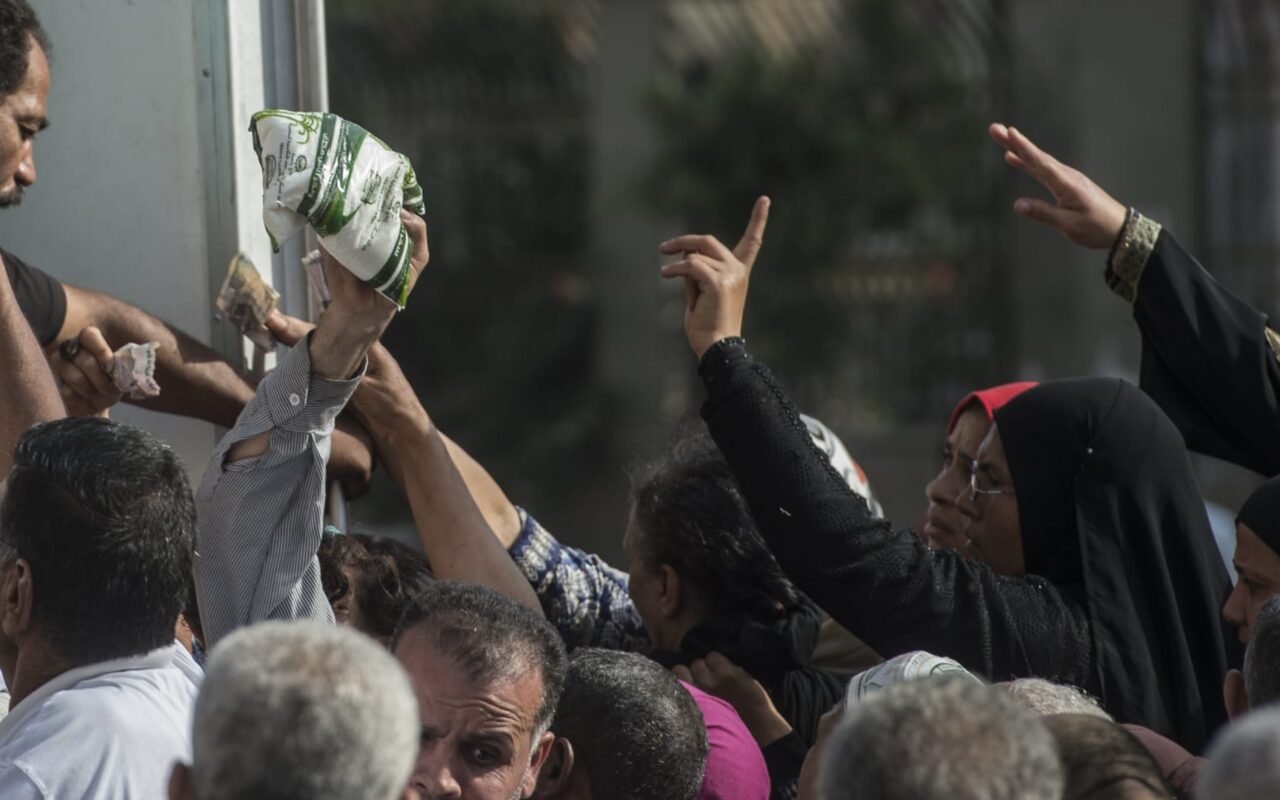مصر: تراجع أسعار السكر مع مخزون استراتيجي يكفي لعام