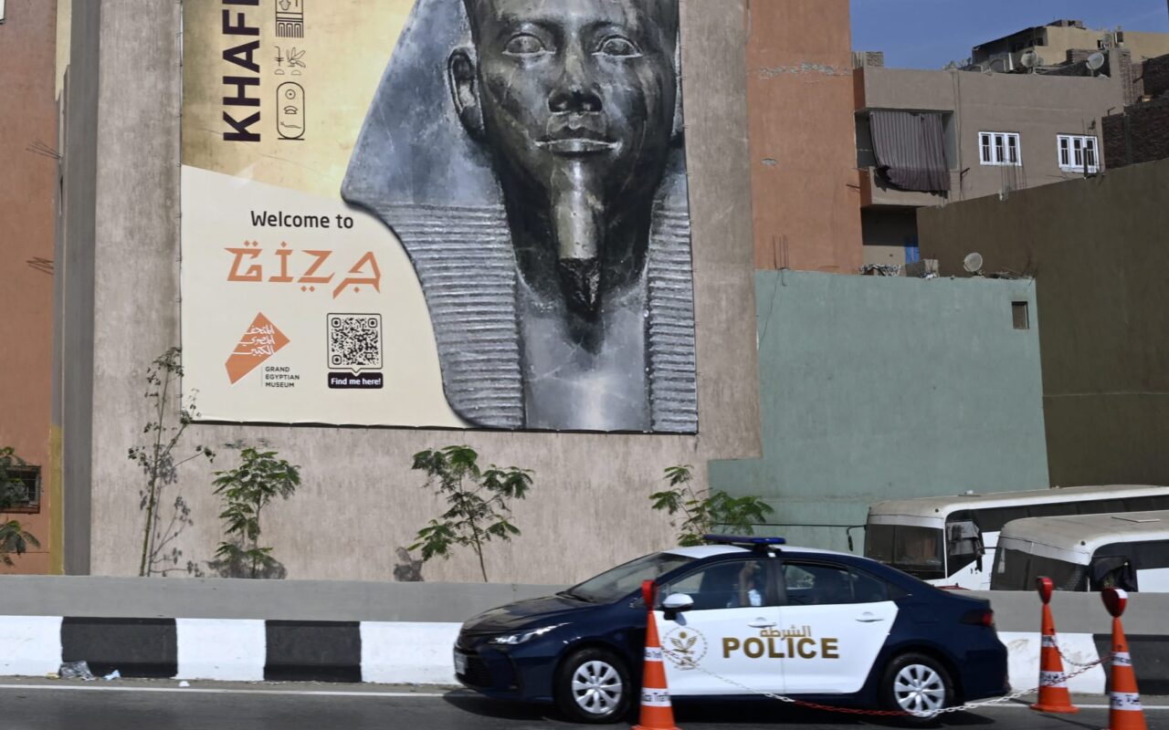 بعد اتهام سائق تطبيق نقل ذكي بالتحرش.. الداخلية المصرية تكشف ما حدث من “مزاعم كاذبة”