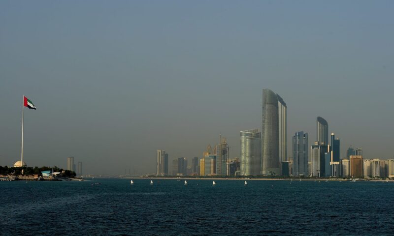 الإمارات تعلن إحباط هجمات سيبرانية متقدمة استهدفت قطاعات حيوية