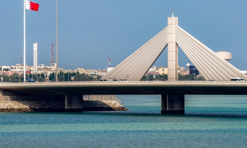 البحرين.. السجن والغرامة لـ6 متهمين بـ”جرائم إرهاب” وتأييد اعتداءات إيرانية