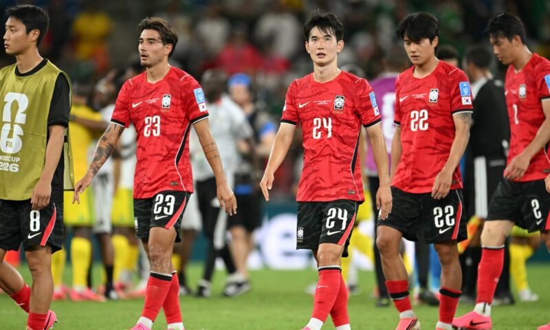 “منها مواجهات ضد عُمان والكويت وقطر”.. مزاعم بتقديم الاتحاد الكوري الجنوبي “خدمات جنسية” لحكام بعض المباريات