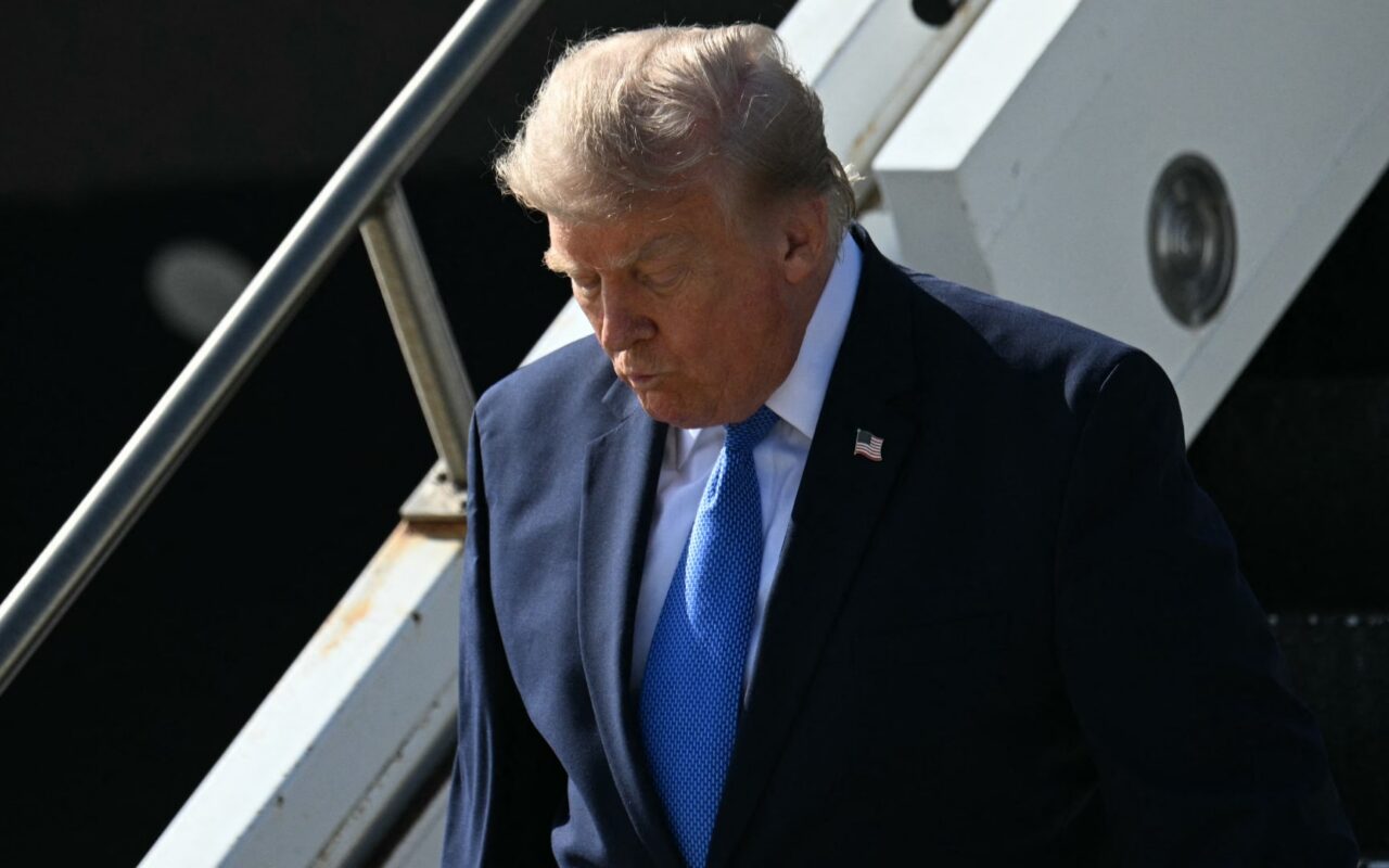 “تحذير إسرائيلي وتهديد إيراني”.. مصادر تكشف لـCNN كواليس جديدة لنقل ترامب سراً من تركيا