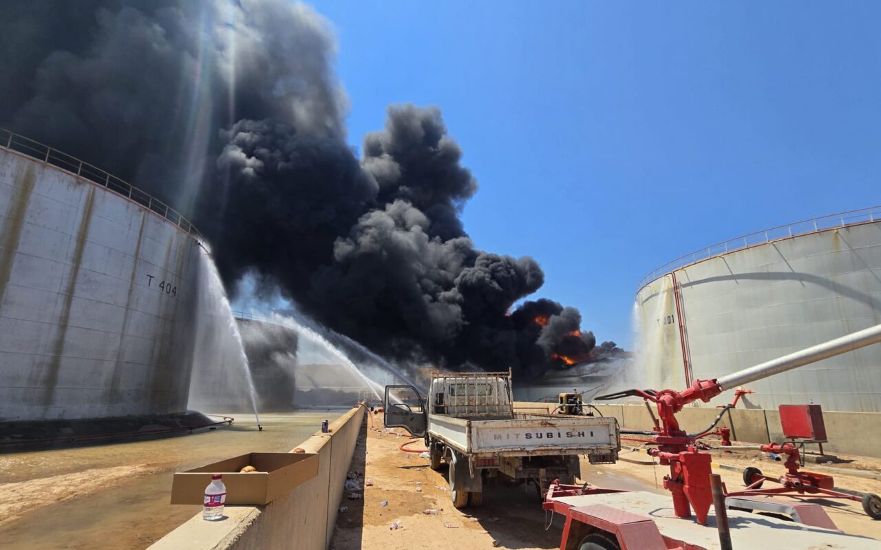 انفجار في محطة كهرباء مدينة الزاوية غرب ليبيا