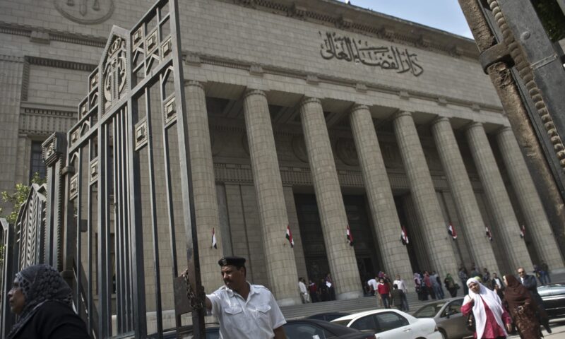 قتل ابنته و3 آخرين.. قرار جديد من النيابة المصرية بحق متهم جريمة “15 مايو”
