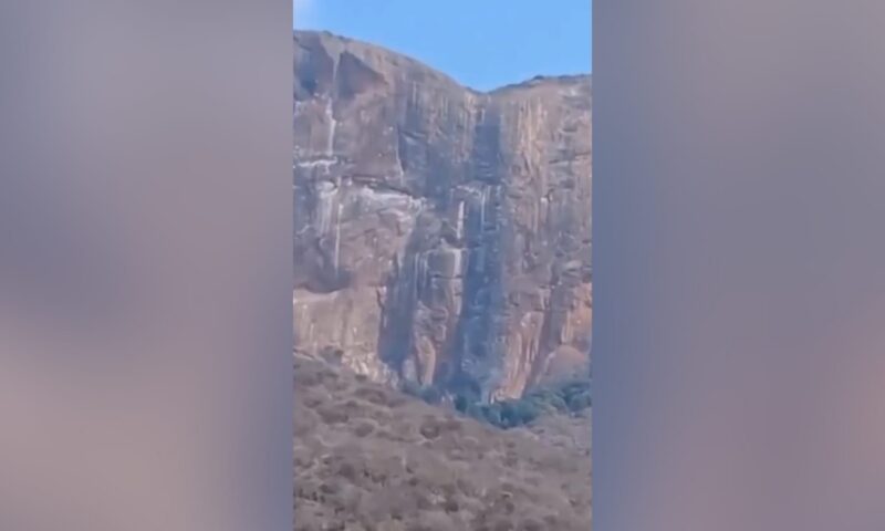 بينهم 5 أمريكيين ومدير استخبارات الإكوادور.. مقتل 7 أشخاص في تحطم مروحية بكينيا
