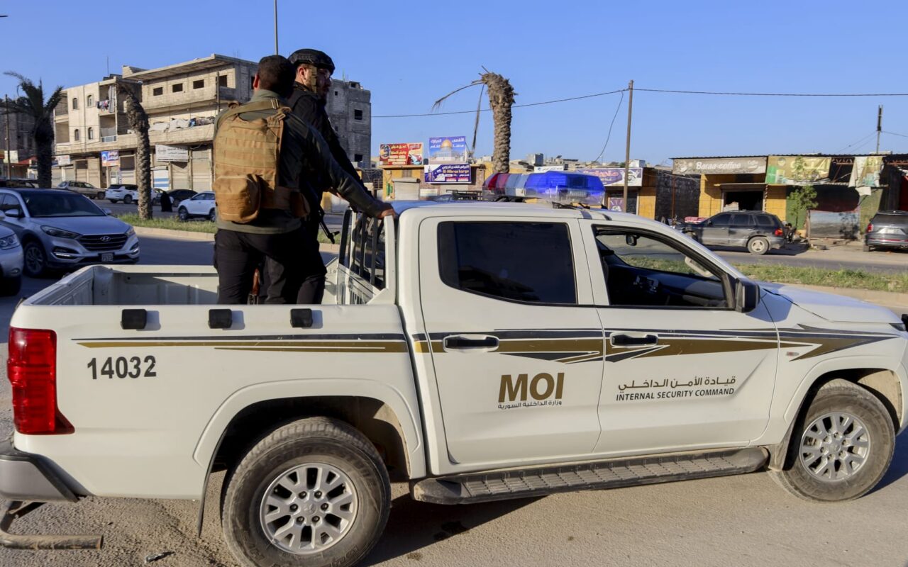 سوريا.. 3 قتلى و6 مصابين بانفجار مواد متفجرة في منزل