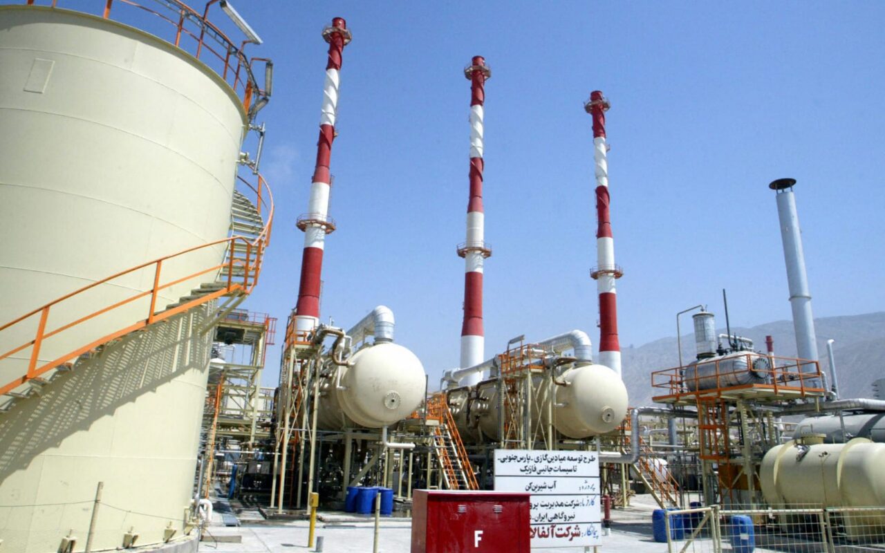 إيران تعلن اكتمال إصلاح 70% من مصفاة غاز استهدفتها إسرائيل
