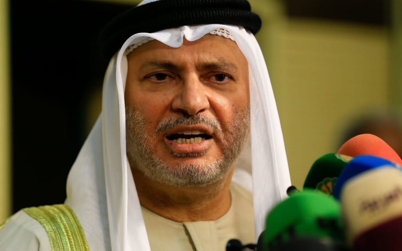 قرقاش: العدوان الإيراني على دول الخليج “أخطأ الهدف” وعمّق مأزق طهران