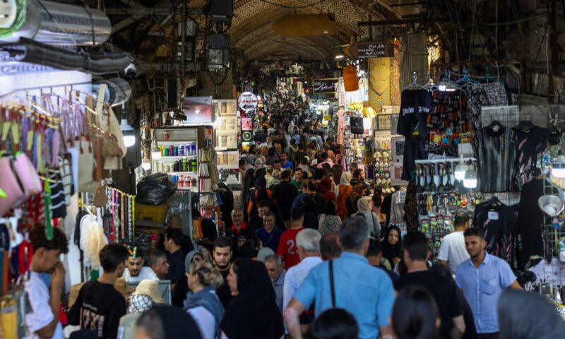 عقوبات ترامب الاقتصادية الجديدة على إيران.. هل بقيت أوراق ضغط يمكن استخدامها؟
